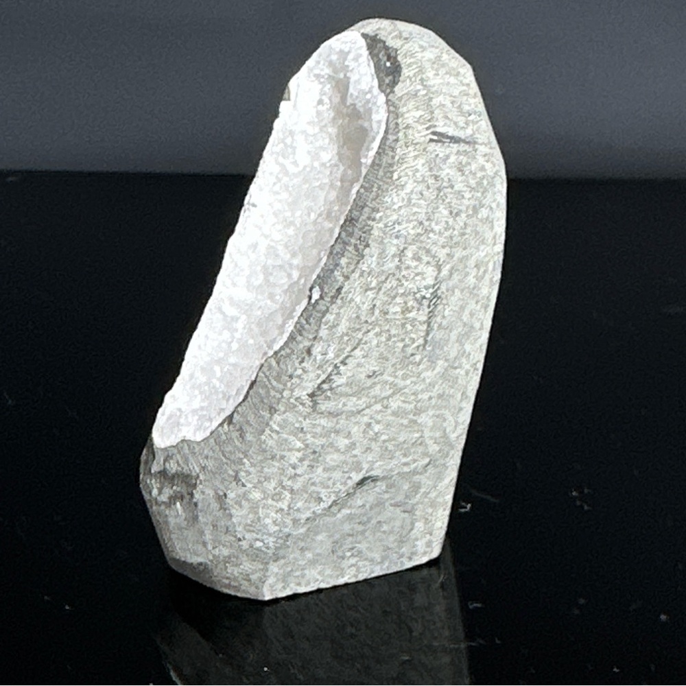 Apophyllite Druzy Geode - Picture 11 of 17